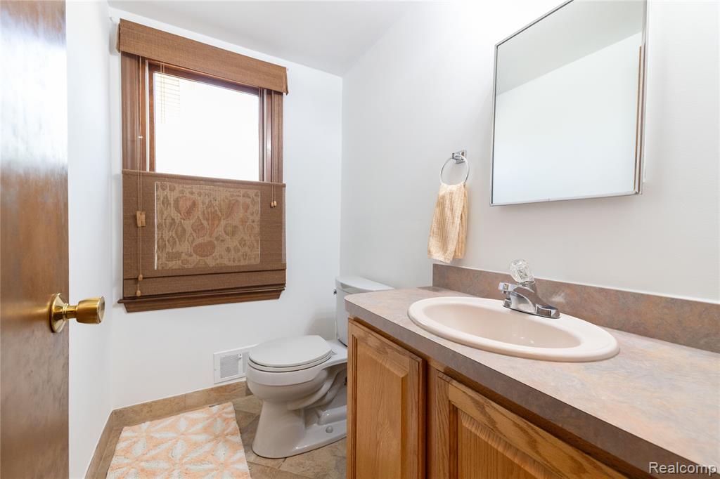 7611 Ferry Road Grosse Ile, MI 48138 - Photo 31 of 51