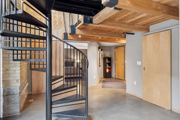 $550,000 | 406 Wacouta Street, Unit 108, St. Paul, MN 55101