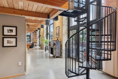 $550,000 | 406 Wacouta Street, Unit 108, St. Paul, MN 55101