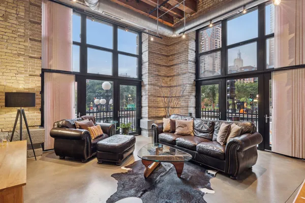 $550,000 | 406 Wacouta Street, Unit 108, St. Paul, MN 55101