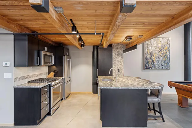 $550,000 | 406 Wacouta Street, Unit 108, St. Paul, MN 55101