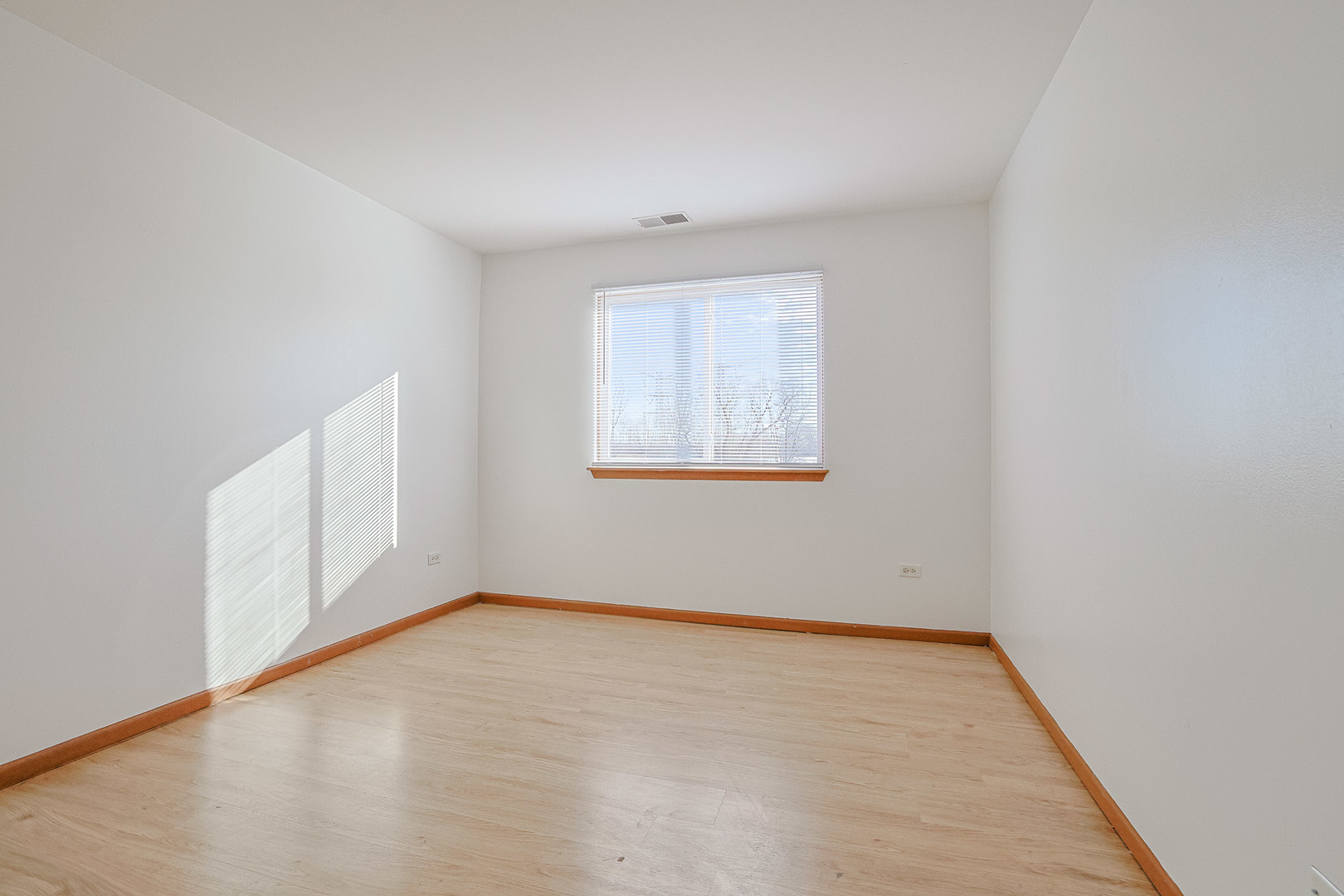 881 North Swift Road, Unit 206 Addison, IL 60101 - Photo 19 of 25