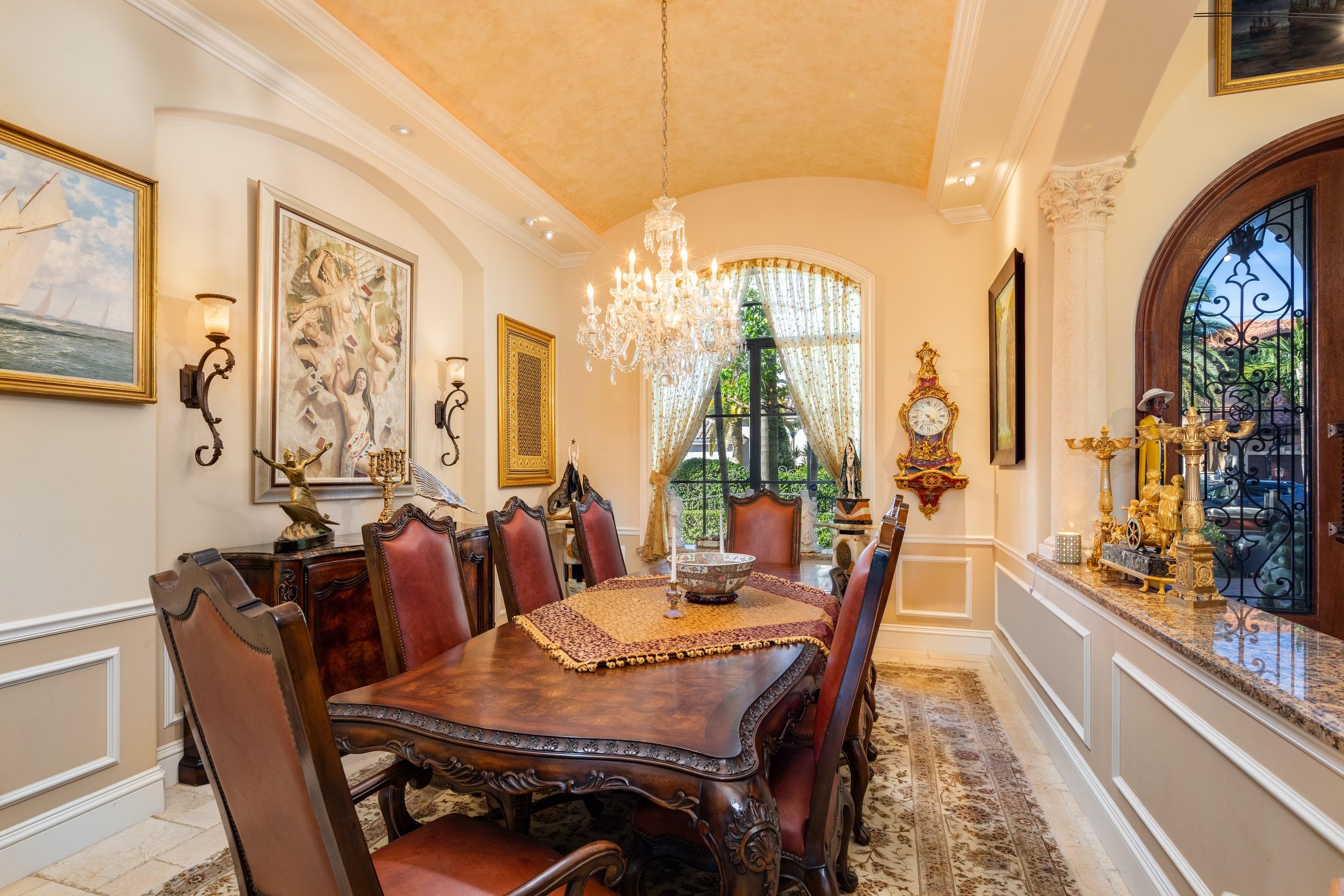 2324 Northeast 28th Street Lighthouse Point, FL 33064 - Photo 11 of 51 Dining 1