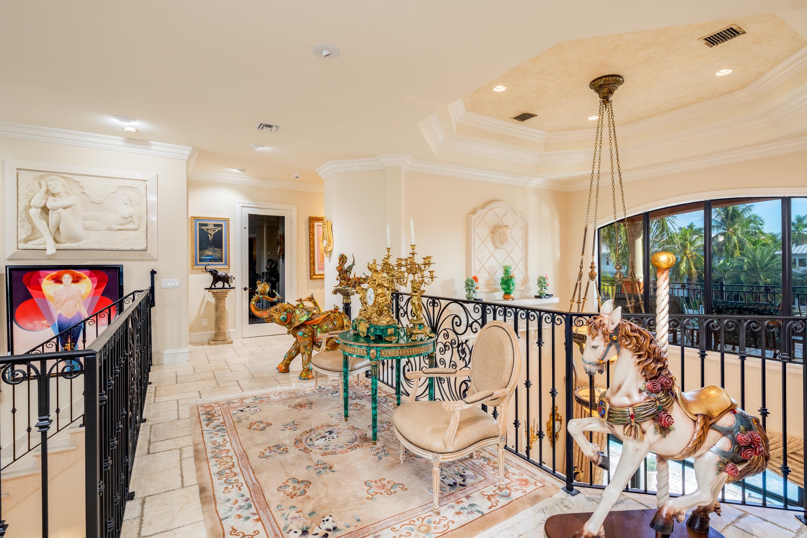 2324 Northeast 28th Street Lighthouse Point, FL 33064 - Photo 22 of 51 Upstairs Hallway 1