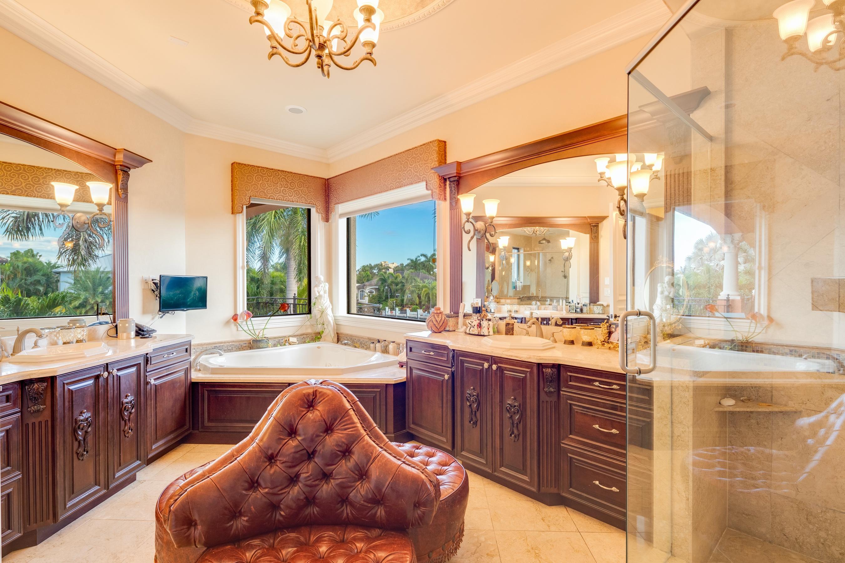 2324 Northeast 28th Street Lighthouse Point, FL 33064 - Photo 26 of 51 Master Bath 1