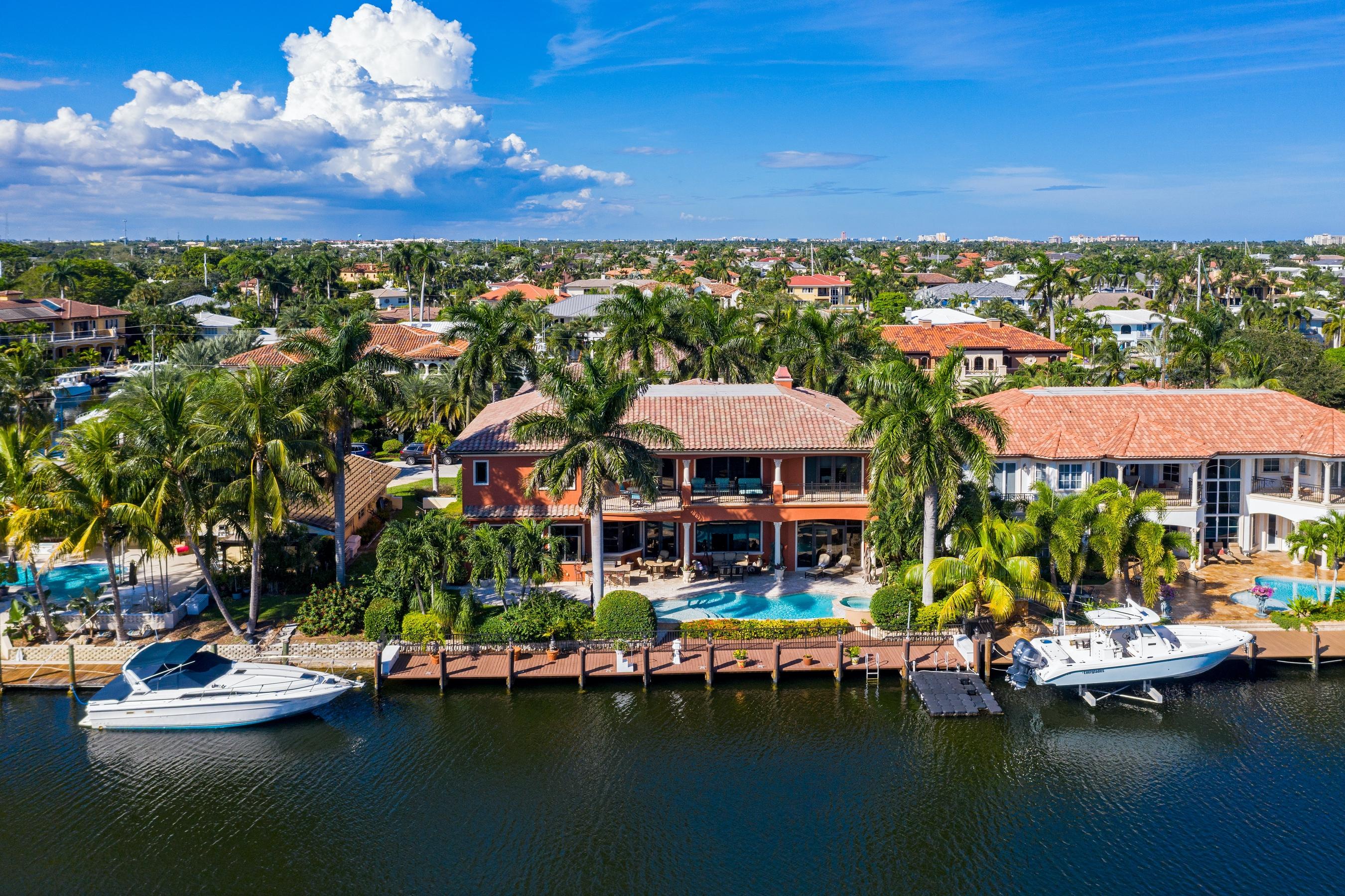 2324 Northeast 28th Street Lighthouse Point, FL 33064 - Photo 36 of 51 Aerial 3