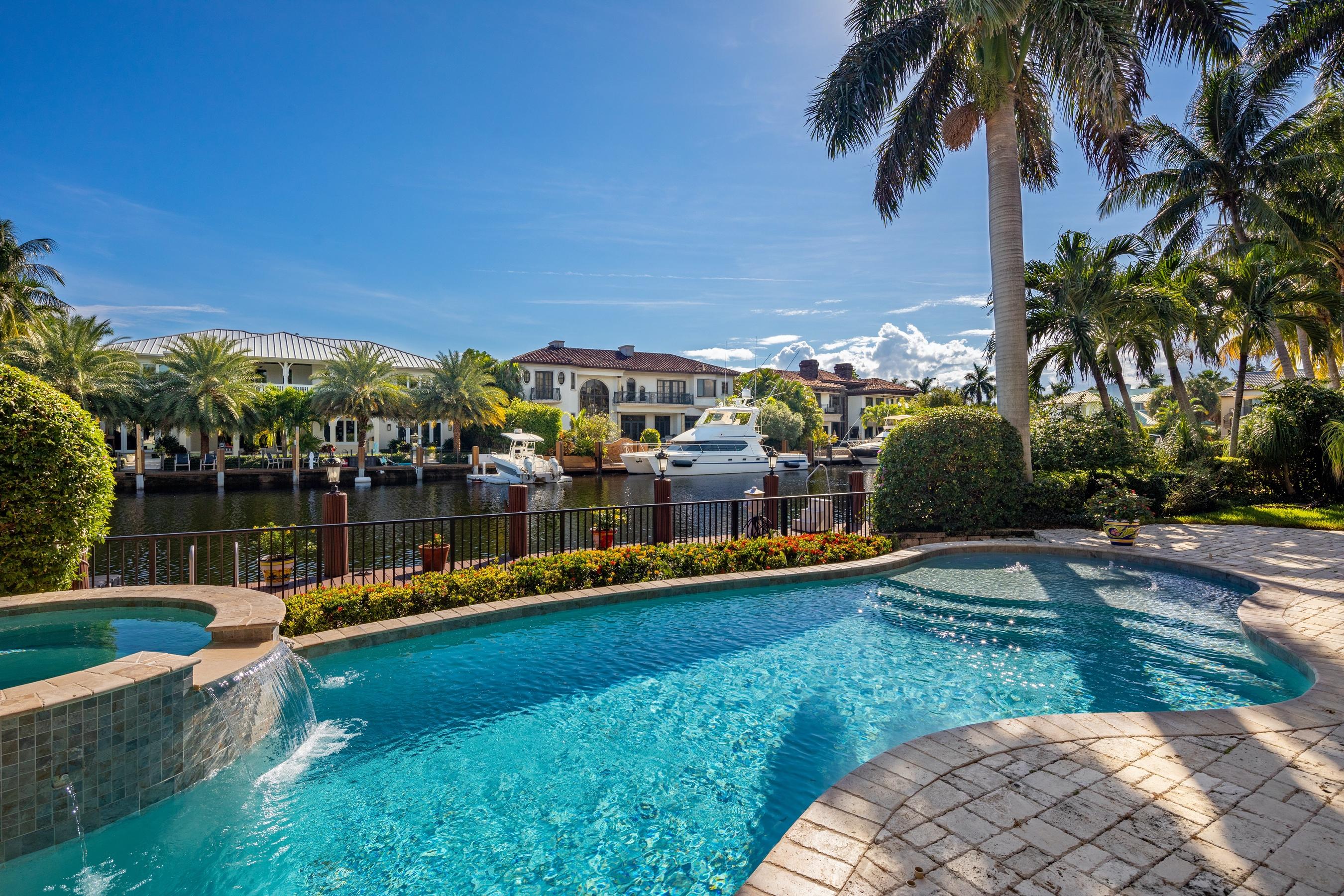 2324 Northeast 28th Street Lighthouse Point, FL 33064 - Photo 37 of 51 Pool 4