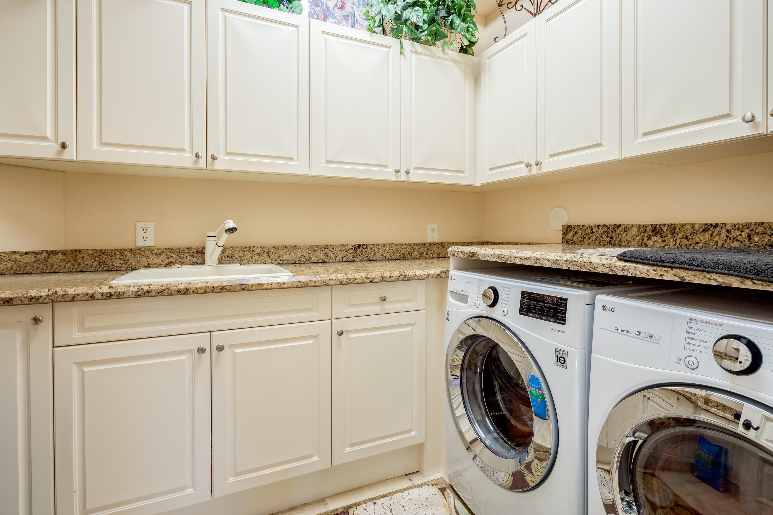 2324 Northeast 28th Street Lighthouse Point, FL 33064 - Photo 48 of 51 Laundry 2