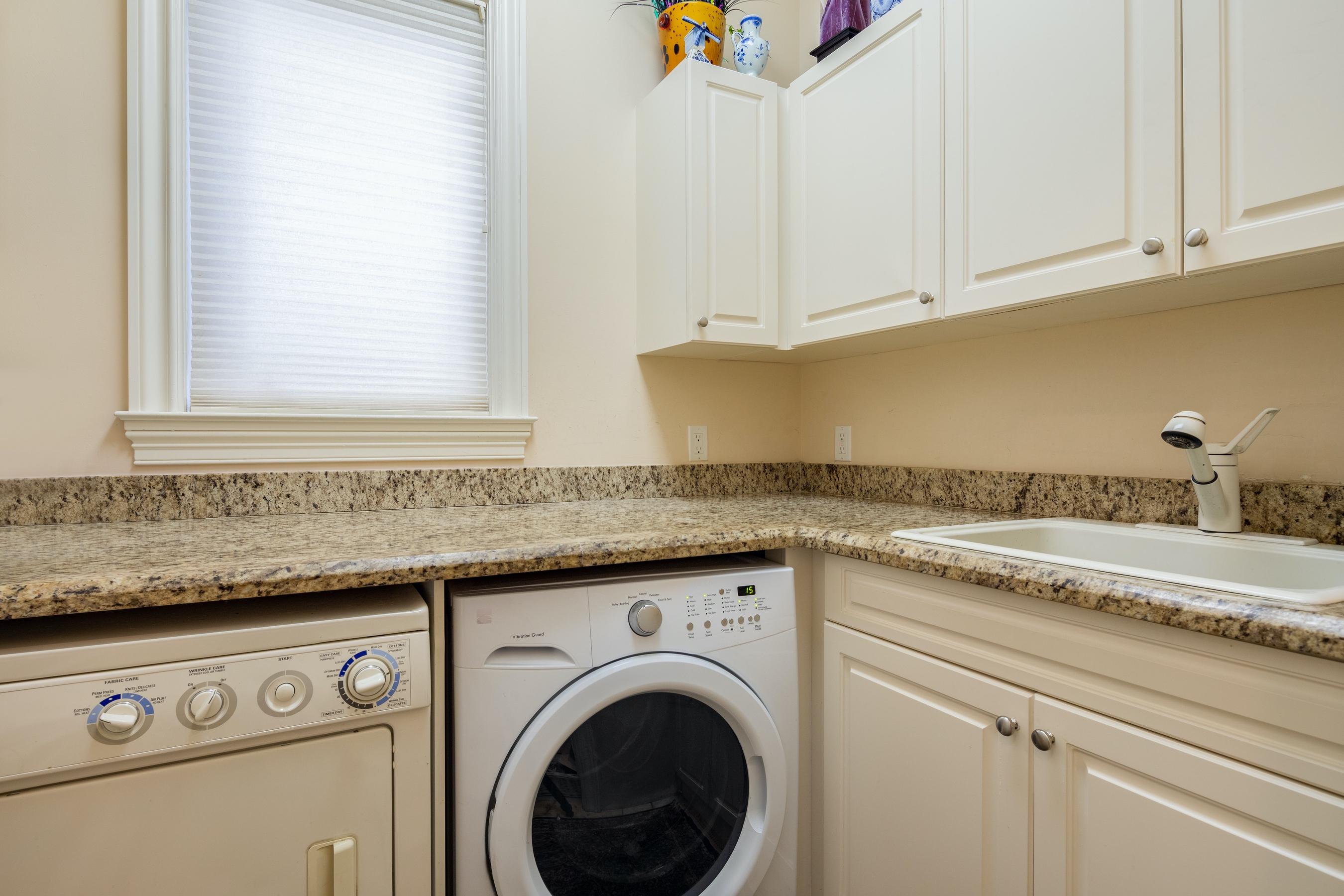 2324 Northeast 28th Street Lighthouse Point, FL 33064 - Photo 49 of 51 Laundry 1