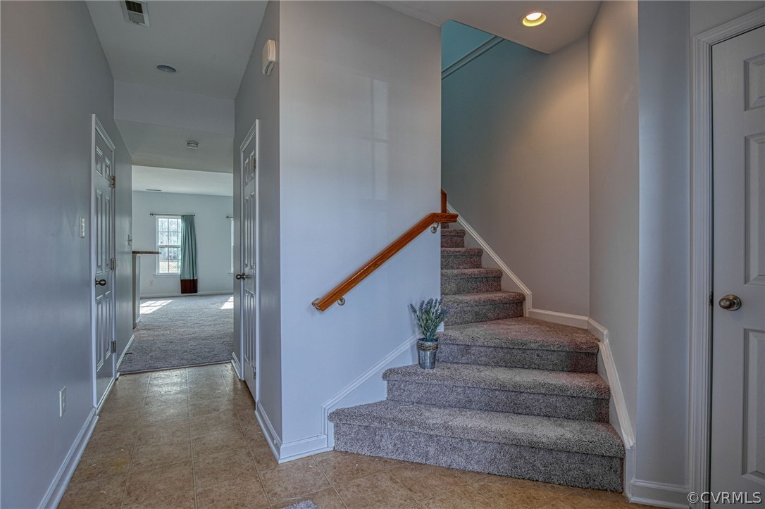 7292 Hardtack Road Mechanicsville, VA 23116 - Photo 3 of 34 a view of entryway and hall with a hallway