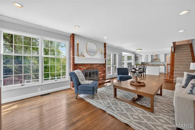 $699,900 | 1870 Buckington Drive, Chesterfield, MO 63017