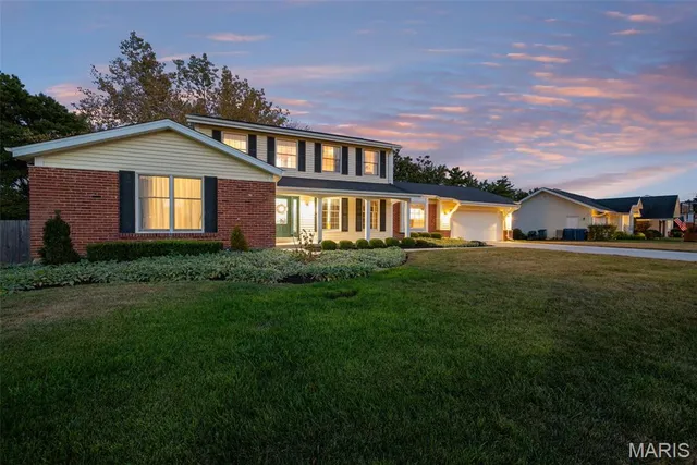 $699,900 | 1870 Buckington Drive, Chesterfield, MO 63017