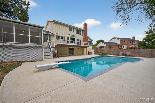 $699,900 | 1870 Buckington Drive, Chesterfield, MO 63017