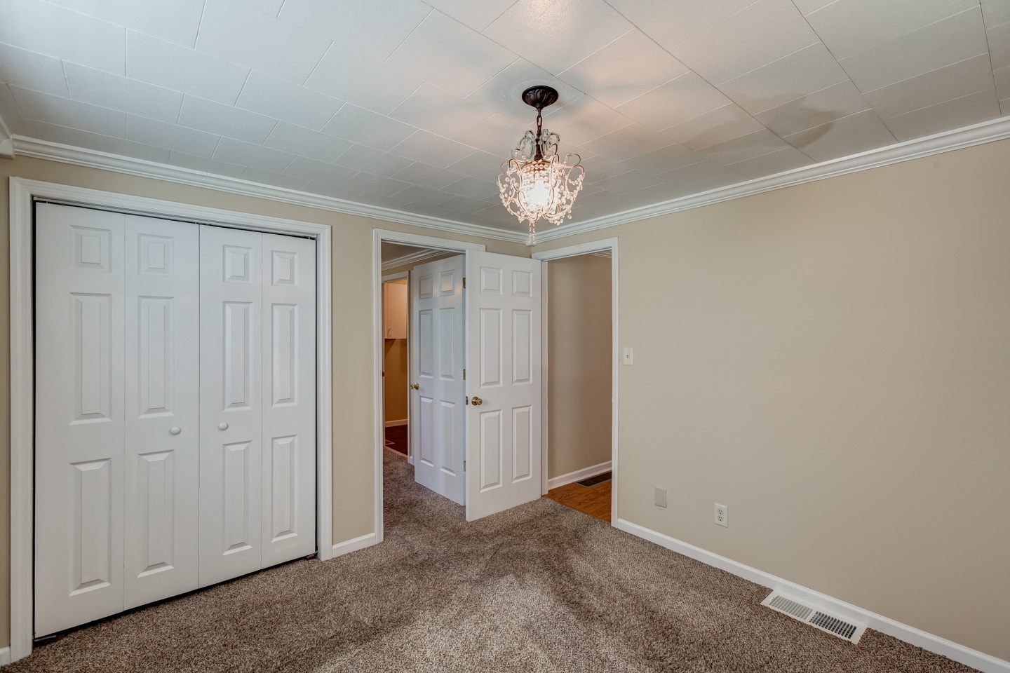 2655 Fuquay Road Newburgh, IN 47630 - Photo 16 of 23 Gallery Image 16