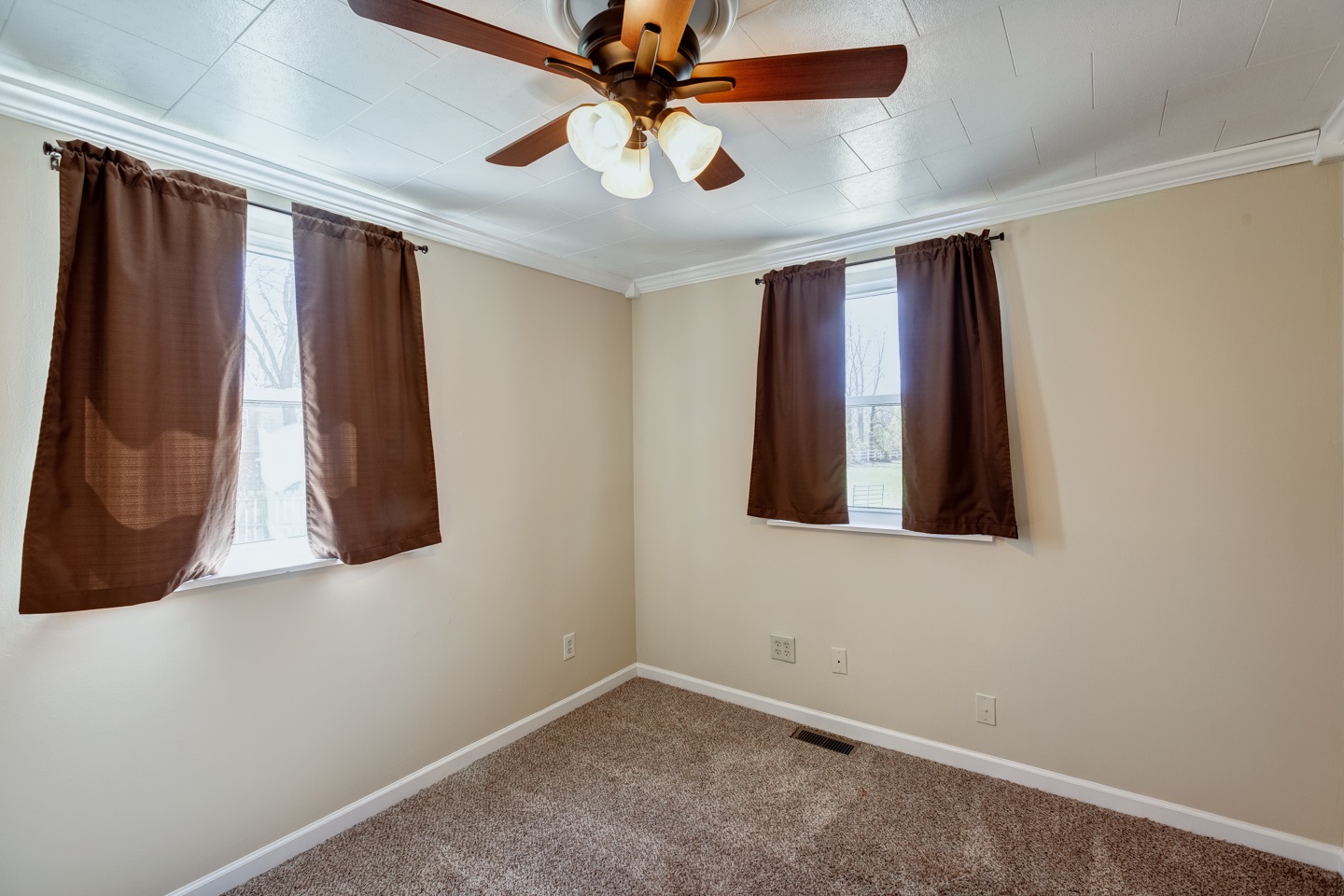 2655 Fuquay Road Newburgh, IN 47630 - Photo 18 of 23 Gallery Image 18