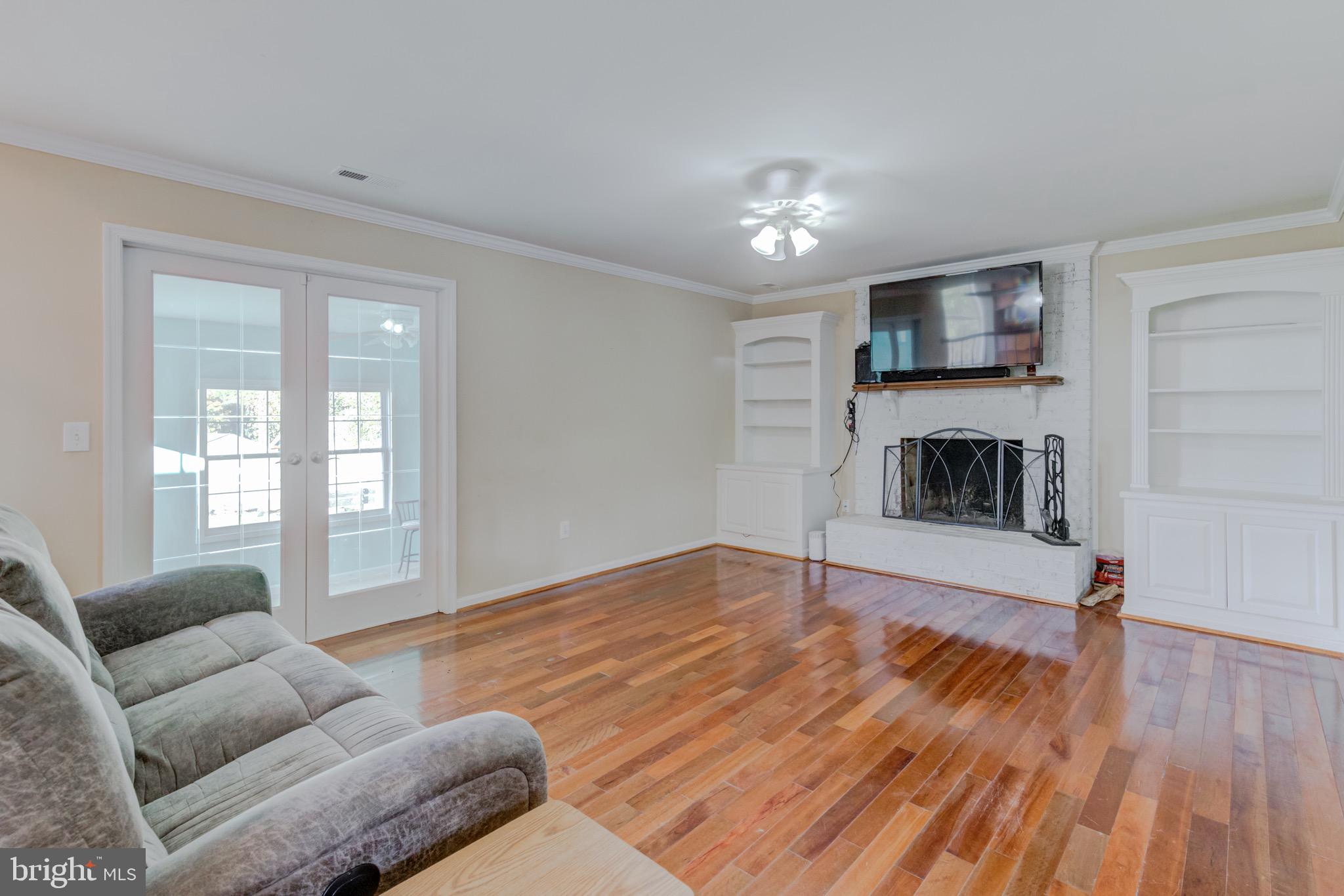 253 Choptank Road Stafford, VA 22556 - Photo 12 of 38 Family room with Fireplace
