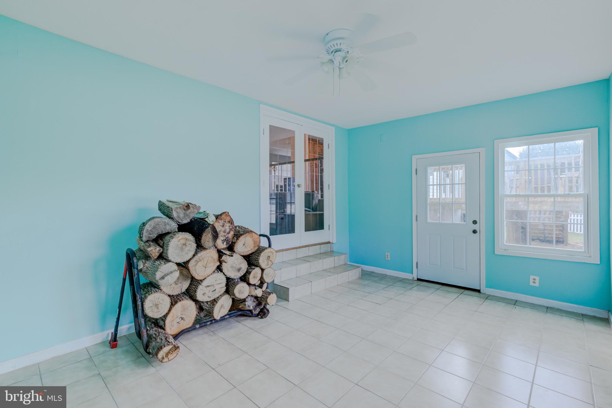 253 Choptank Road Stafford, VA 22556 - Photo 14 of 38 Fantastic SunRoom