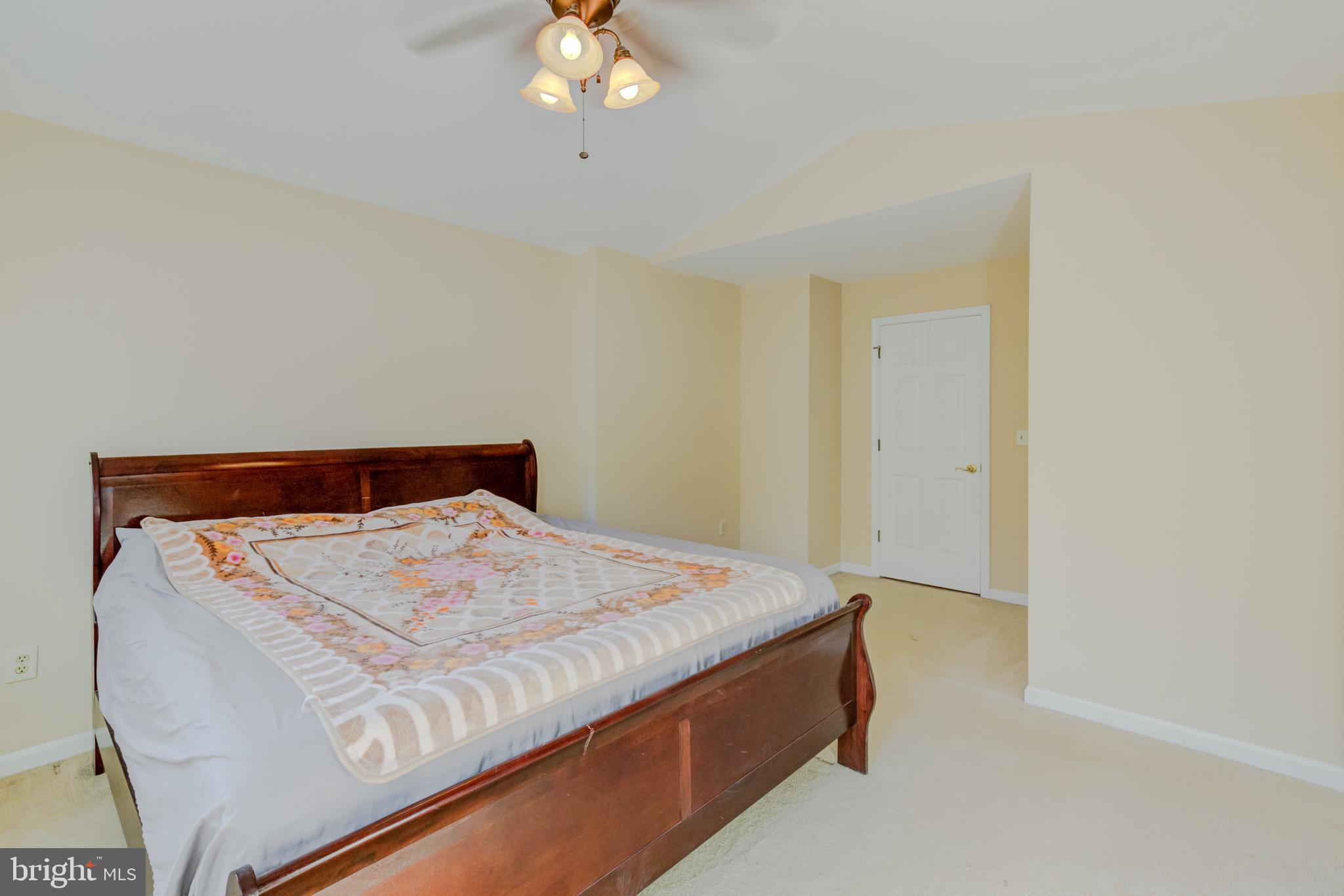 253 Choptank Road Stafford, VA 22556 - Photo 20 of 38 Primary Bedroom view 2