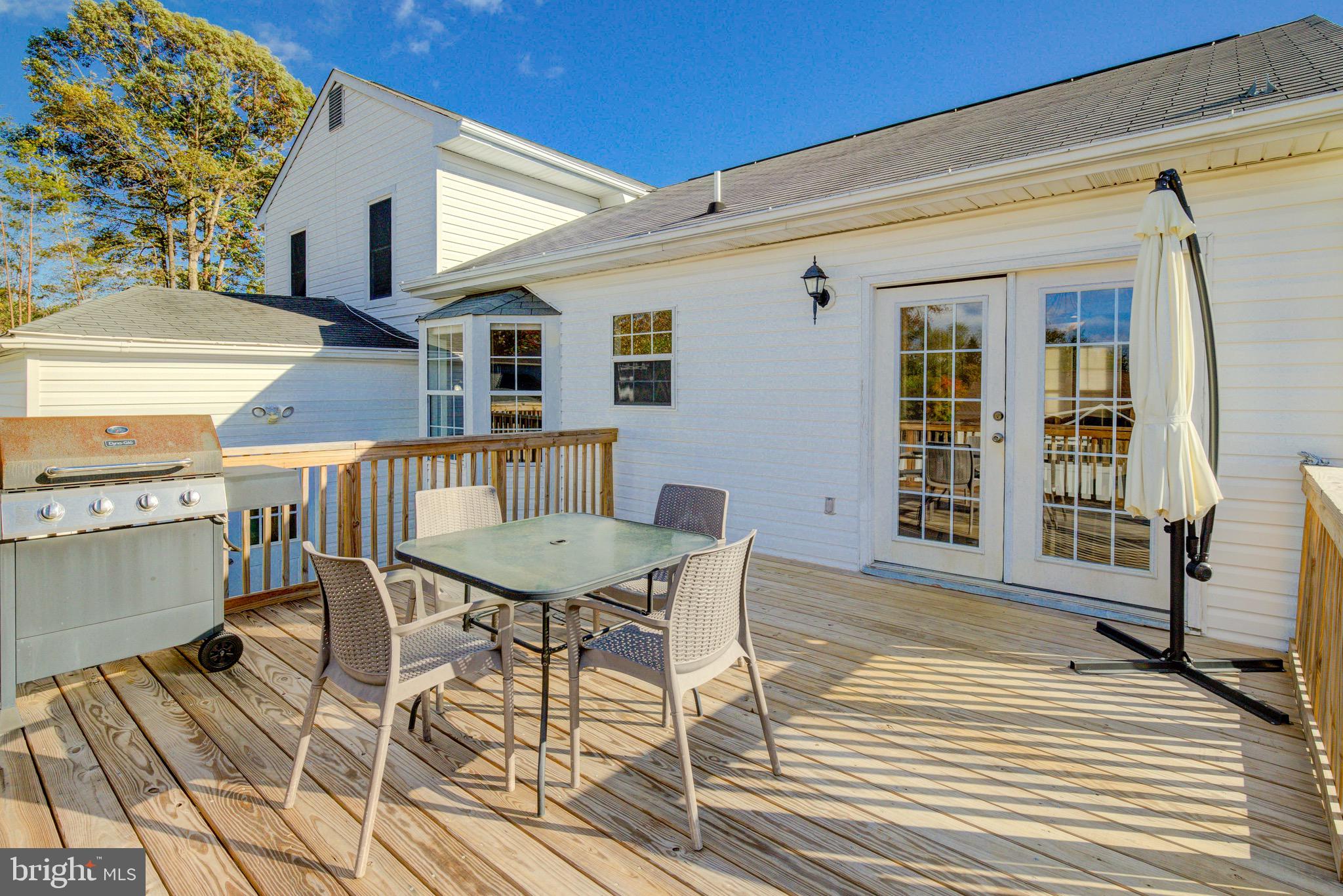 253 Choptank Road Stafford, VA 22556 - Photo 5 of 38 Outdoor Gathering Area