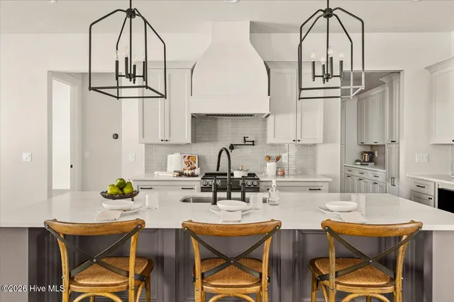 $920,000 | 170 Sugar Sand Lane, West End, NC 27376