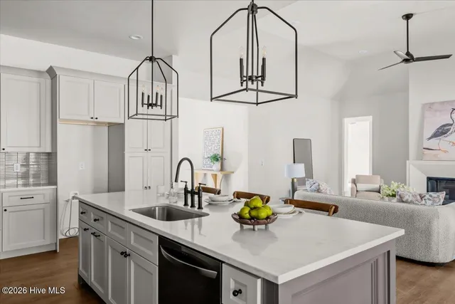 $920,000 | 170 Sugar Sand Lane, West End, NC 27376