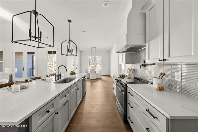 $920,000 | 170 Sugar Sand Lane, West End, NC 27376