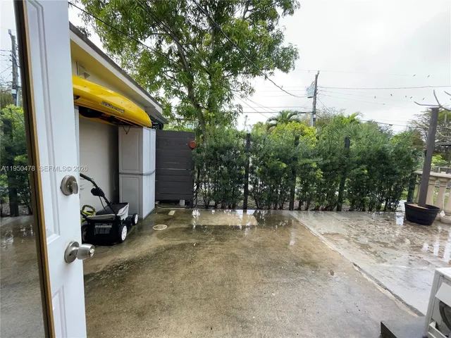 $1,700 | 2342 Southwest 128th Avenue, Unit 1, Miami, FL 33175