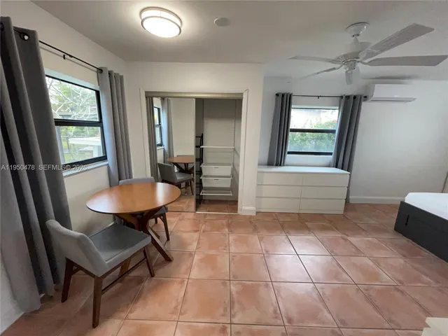 $1,700 | 2342 Southwest 128th Avenue, Unit 1, Miami, FL 33175