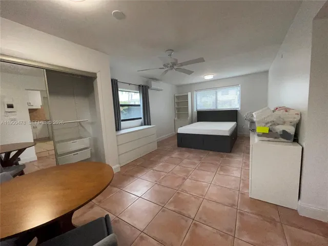 $1,700 | 2342 Southwest 128th Avenue, Unit 1, Miami, FL 33175