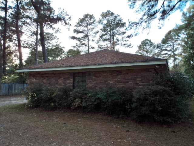 5129 Forest Hill Road Byram, MS 39272 - Photo 2 of 19 Side view of the house