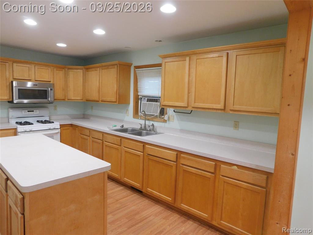 5284 Scotch Settlement Road Almont, MI 48003 - Photo 9 of 43