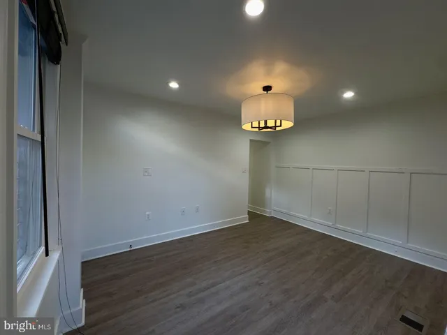 $900 | 807 Park Avenue, Unit 2, Baltimore, MD 21201