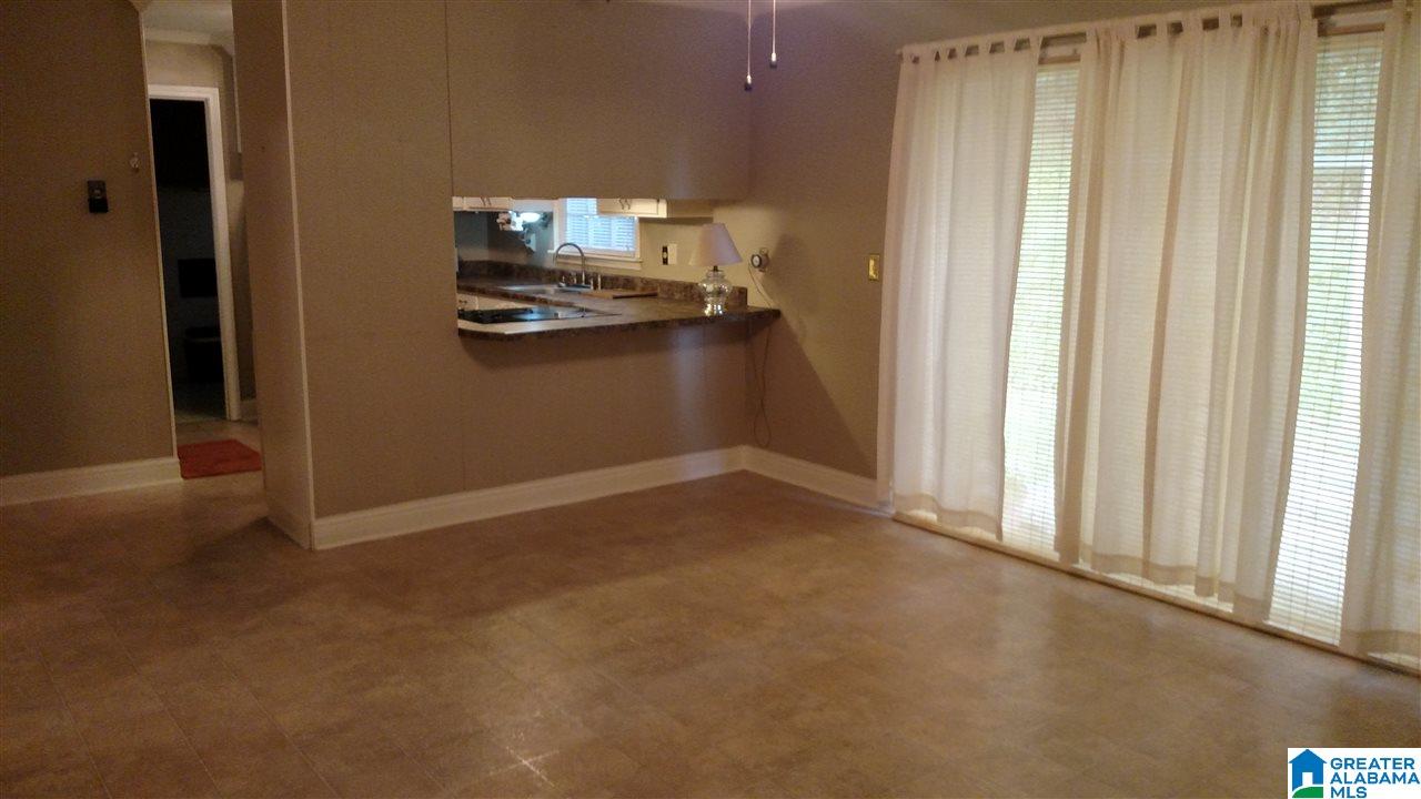 4113 Springhill Drive Anniston, AL 36201 - Photo 8 of 37
