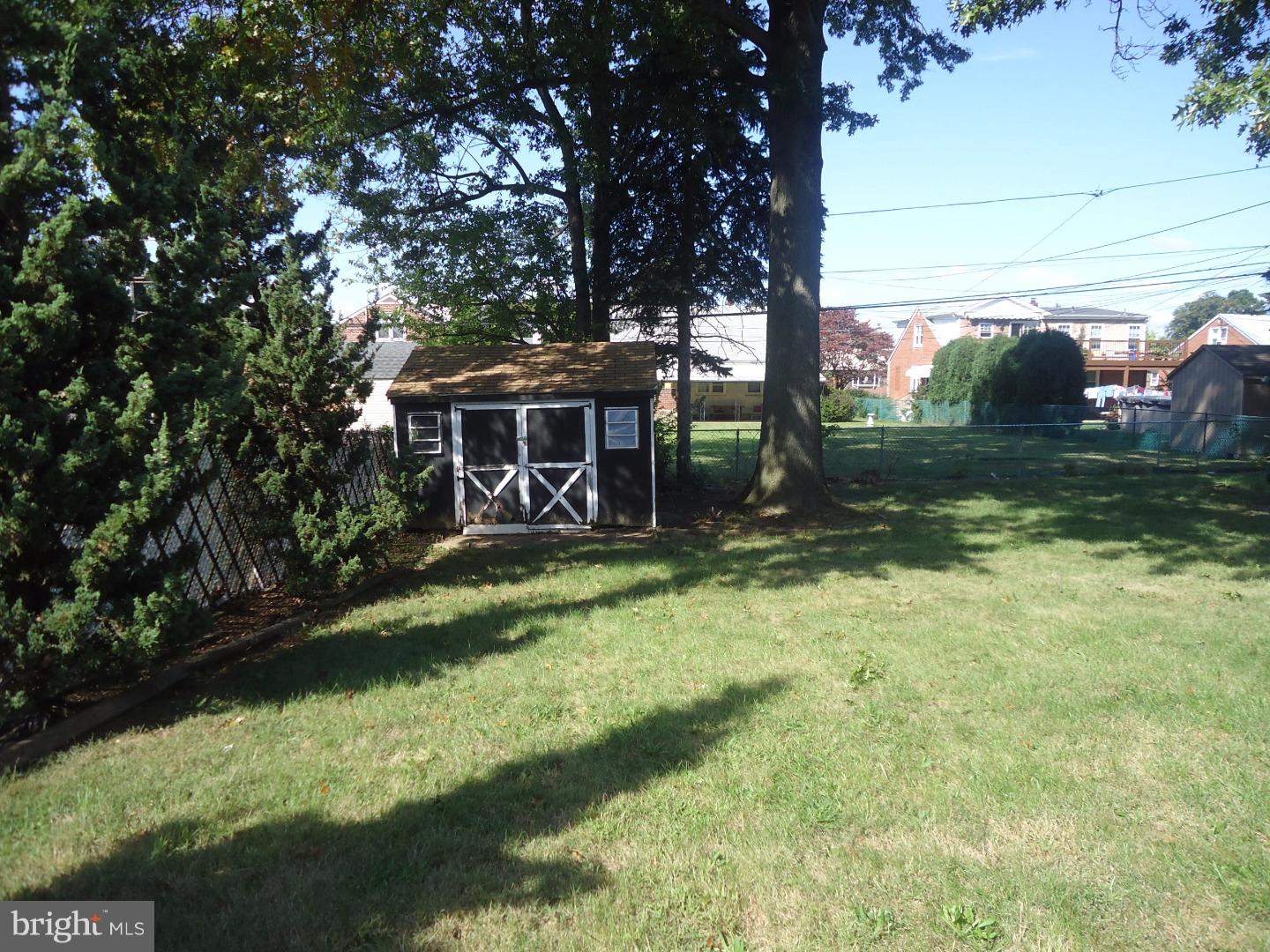 12002 Knights Road Philadelphia, PA 19154 - Photo 3 of 5 Gallery Image 3