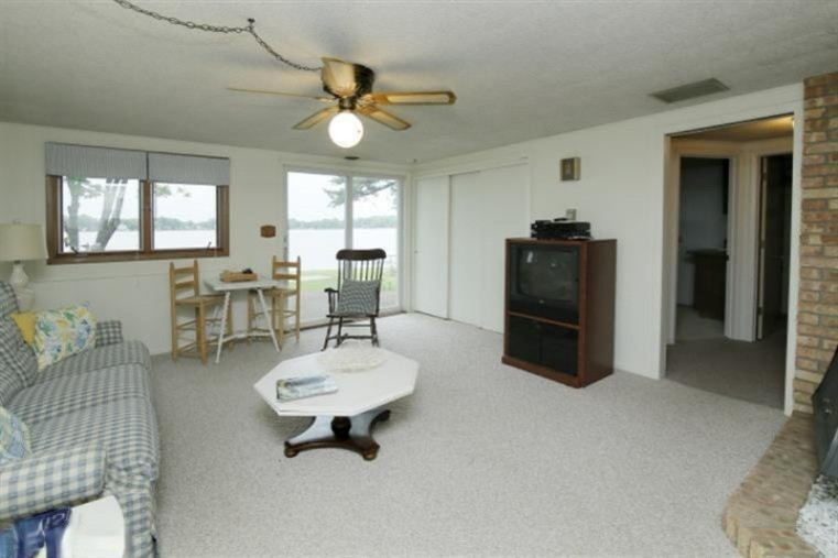 19530 Lakeshore Drive Three Rivers, MI 49093 - Photo 8 of 28 Additional Photo
