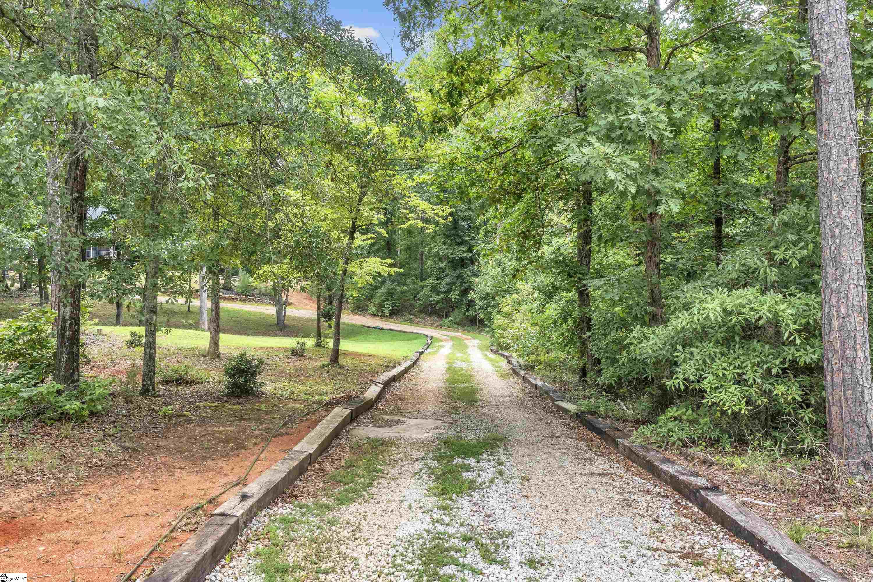 906 Hillside Church Road Fountain Inn, SC 29644 - Photo 2 of 36