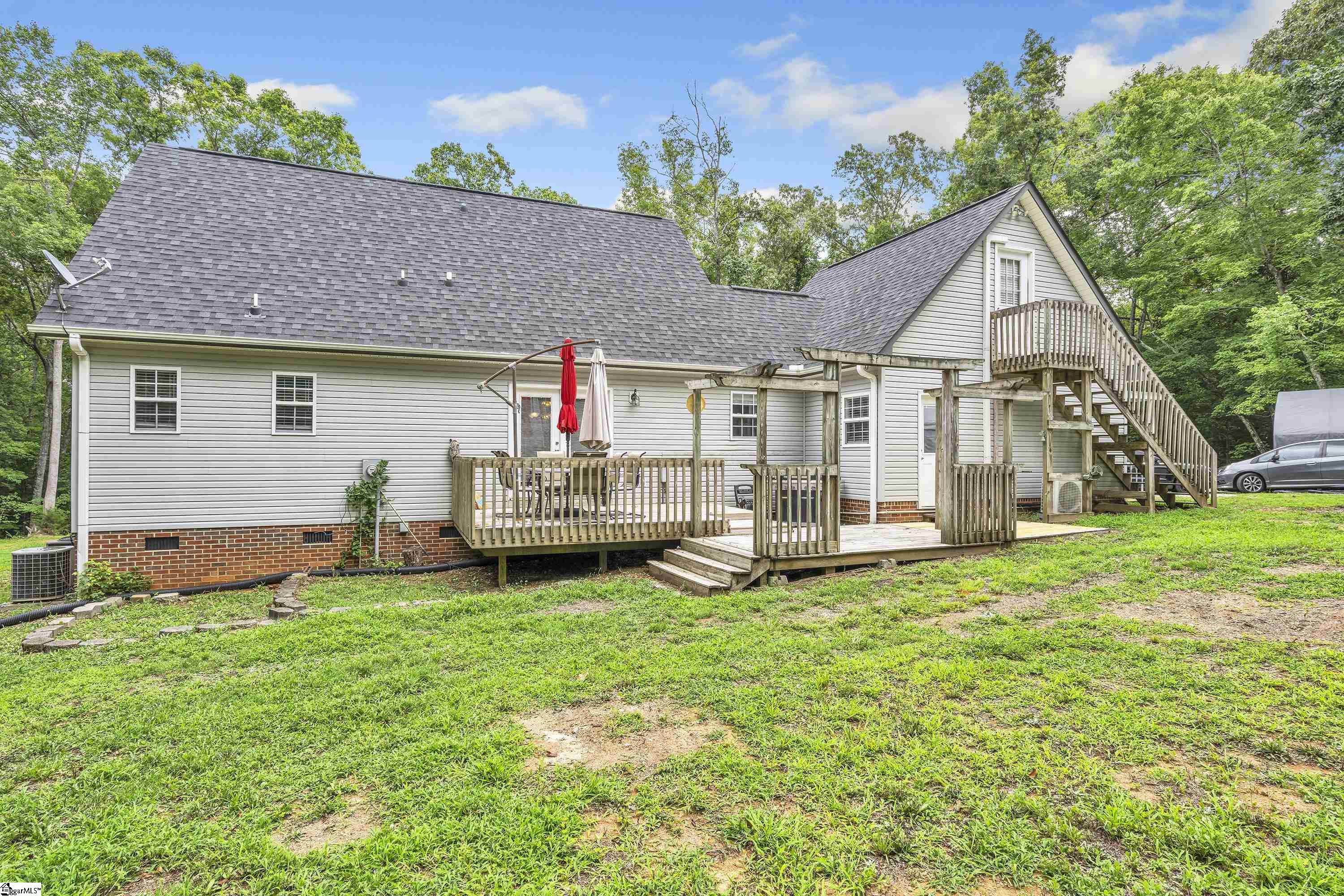 906 Hillside Church Road Fountain Inn, SC 29644 - Photo 25 of 36