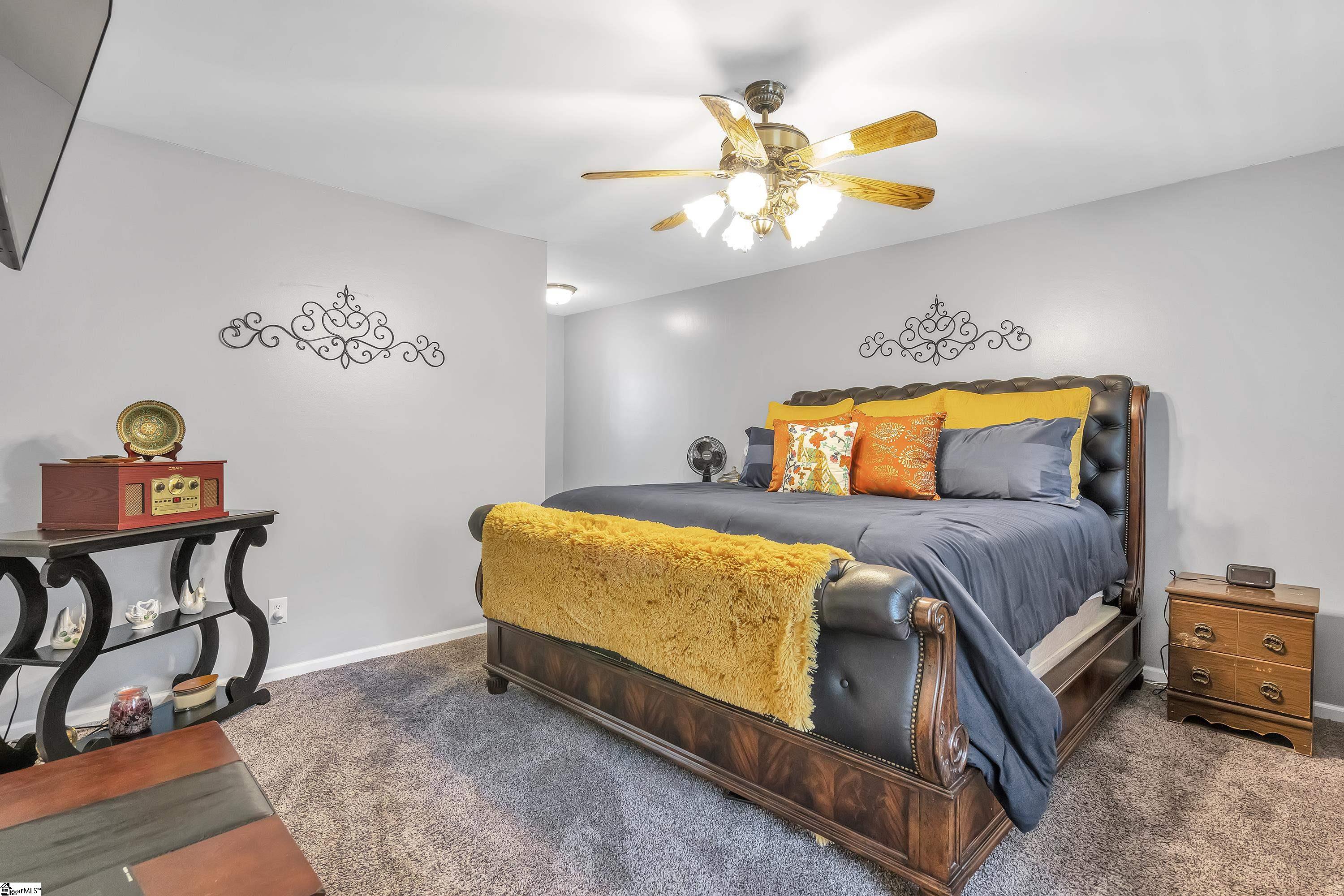 906 Hillside Church Road Fountain Inn, SC 29644 - Photo 10 of 36