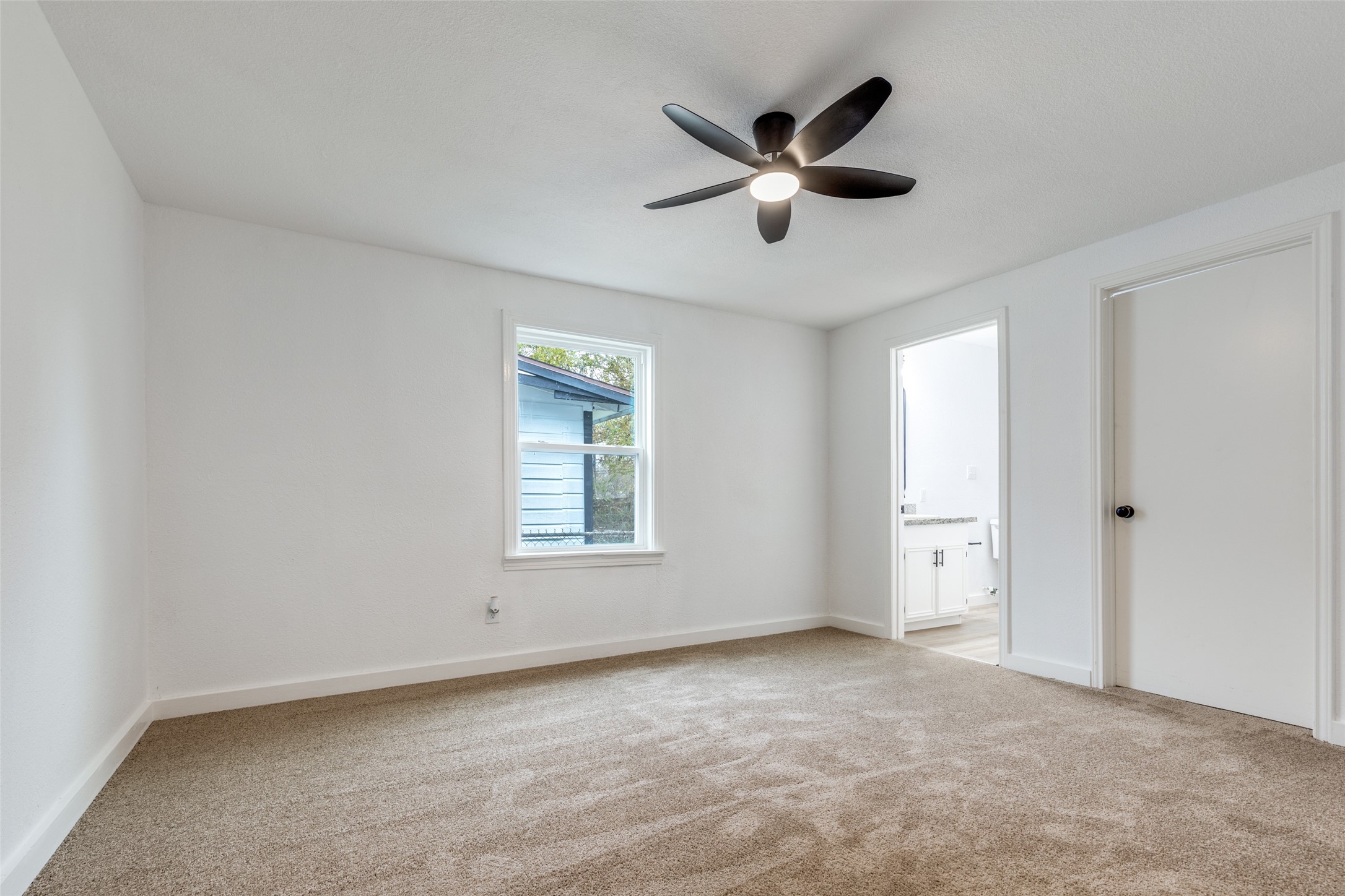 2545 Jackson La Marque, TX 77568 - Photo 24 of 30 a view of an empty room with a window