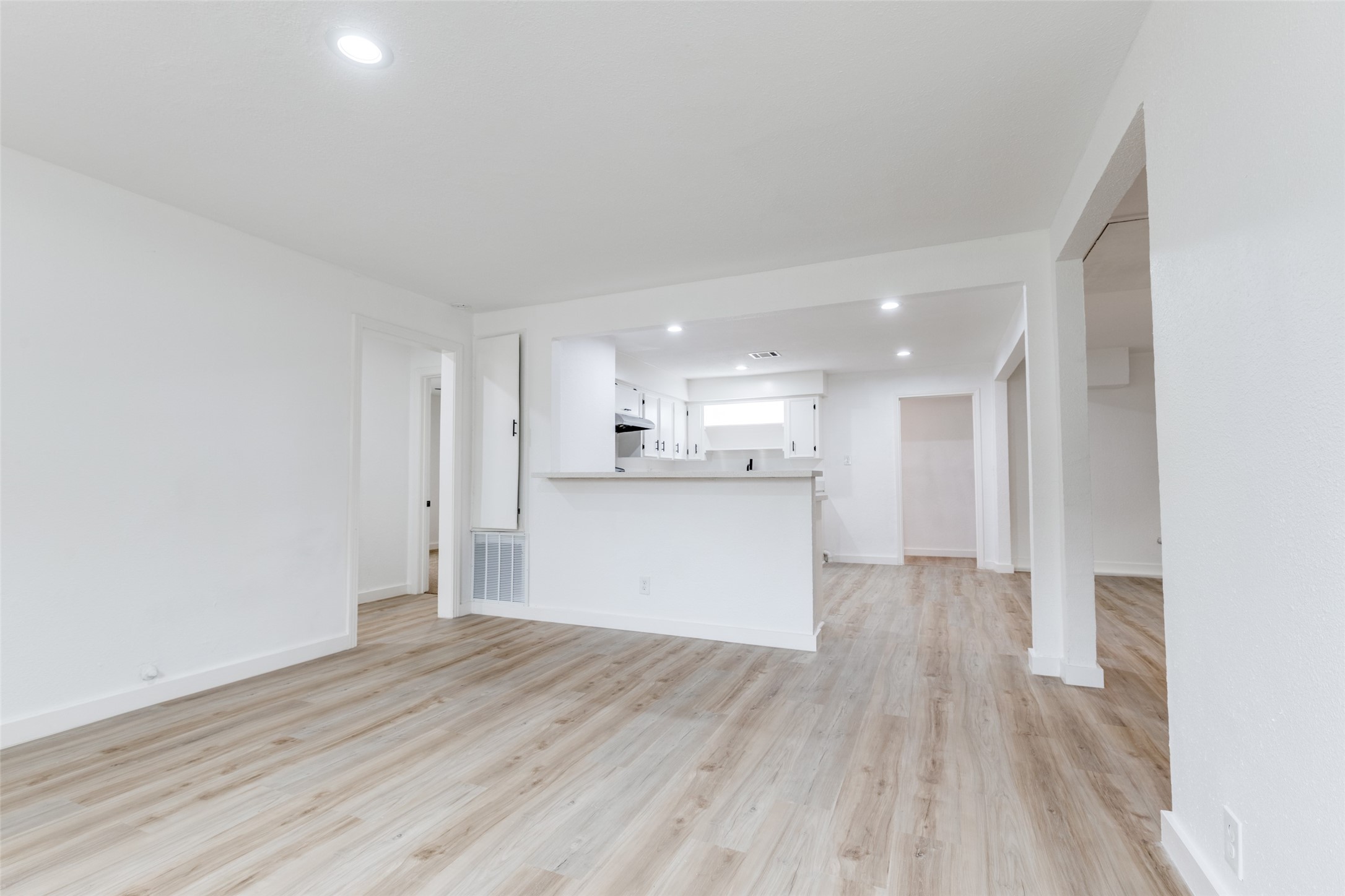 2545 Jackson La Marque, TX 77568 - Photo 6 of 30 a view of kitchen empty room with wooden floor