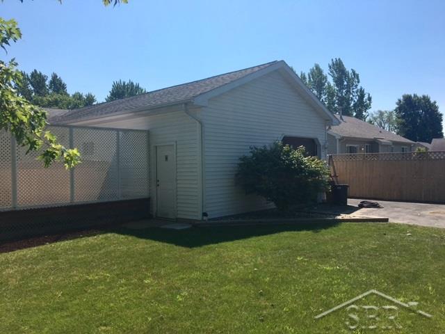3425 North Belsay Road Flint, MI 48506 - Photo 34 of 45 31327011-33.JPG