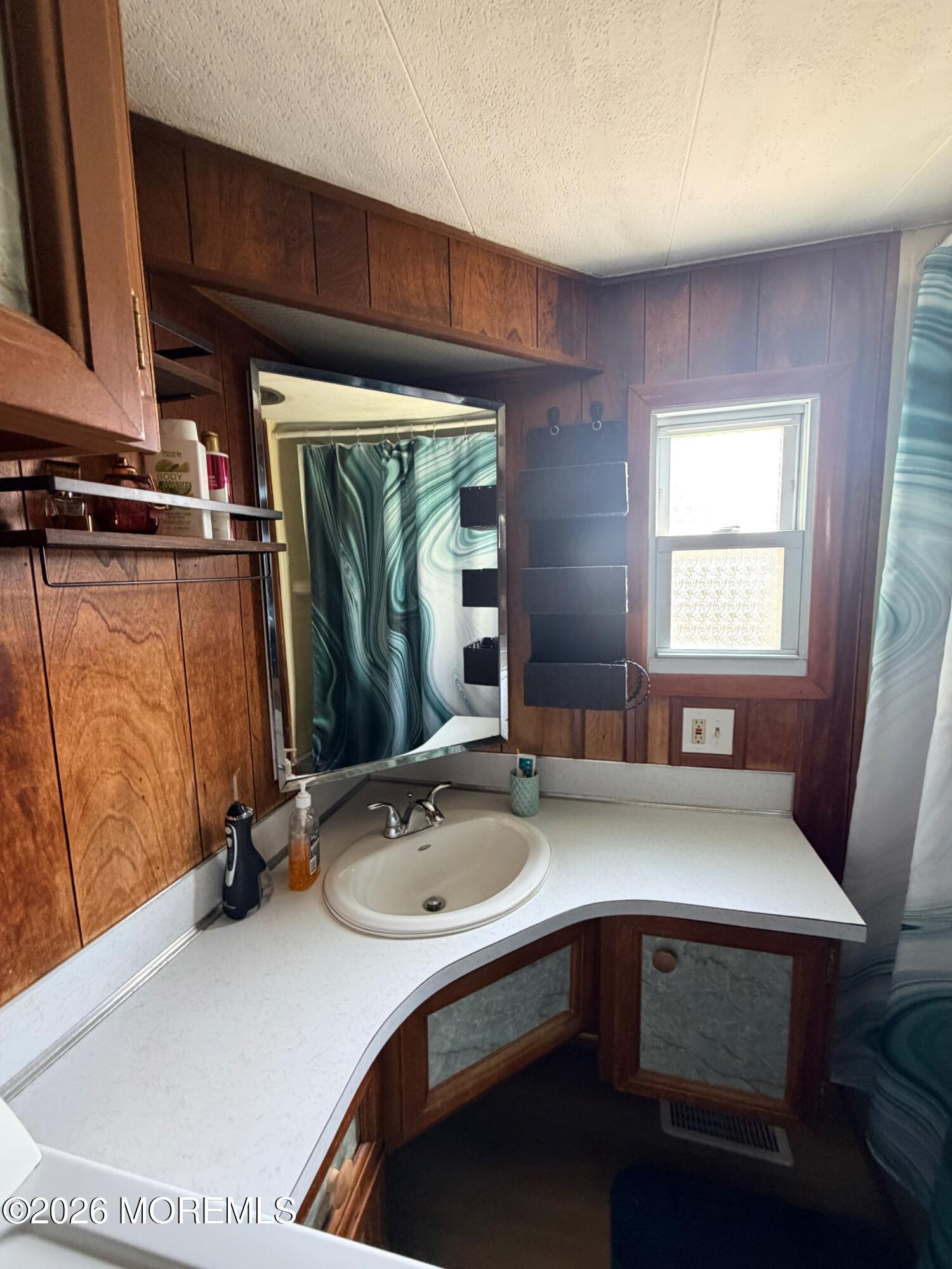 183 Farm Road Freehold, NJ 07728 - Photo 13 of 17 IMG_3755 (1)