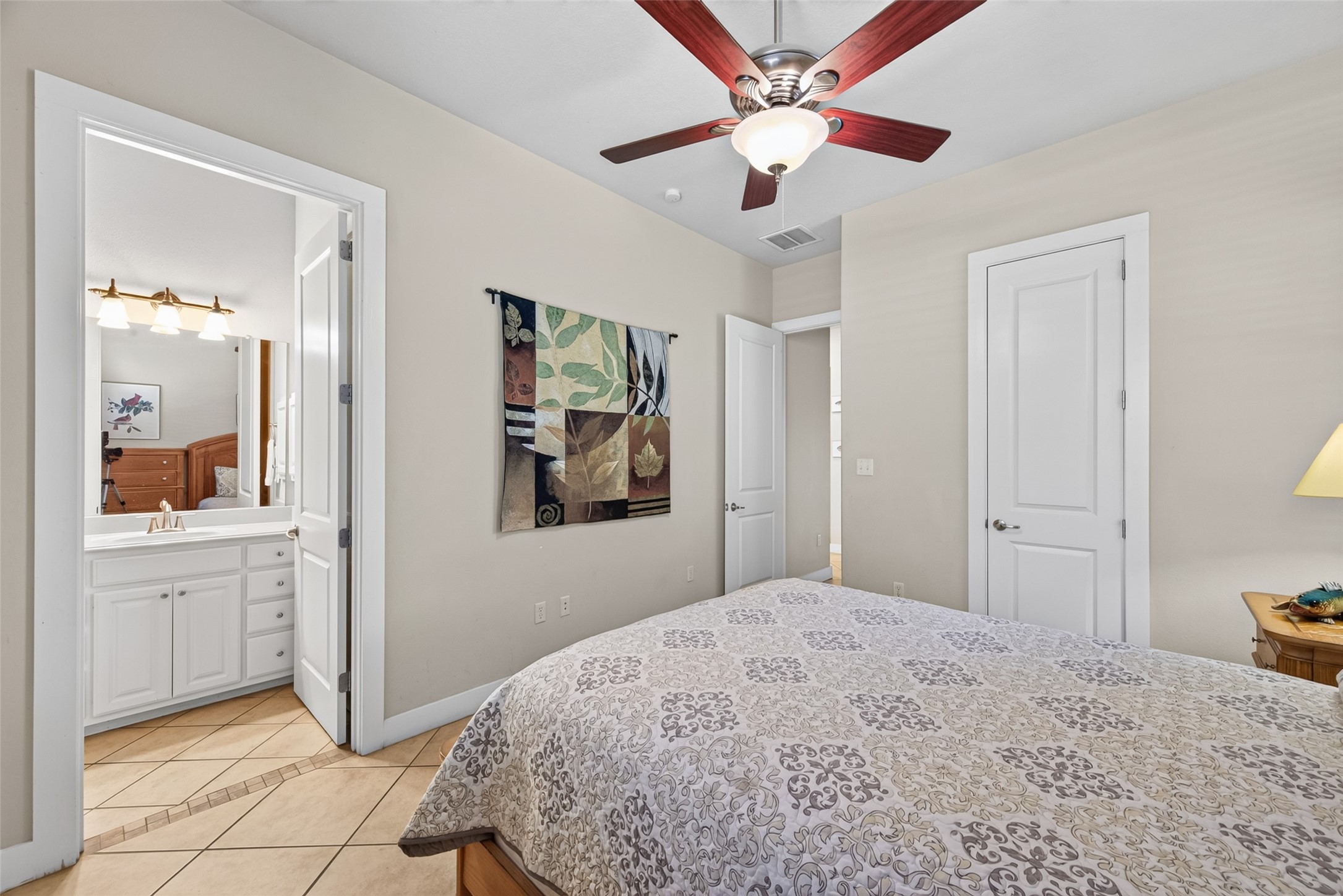 8 Smith Loop South Cleveland, TX 77327 - Photo 14 of 29 Gallery Image 14