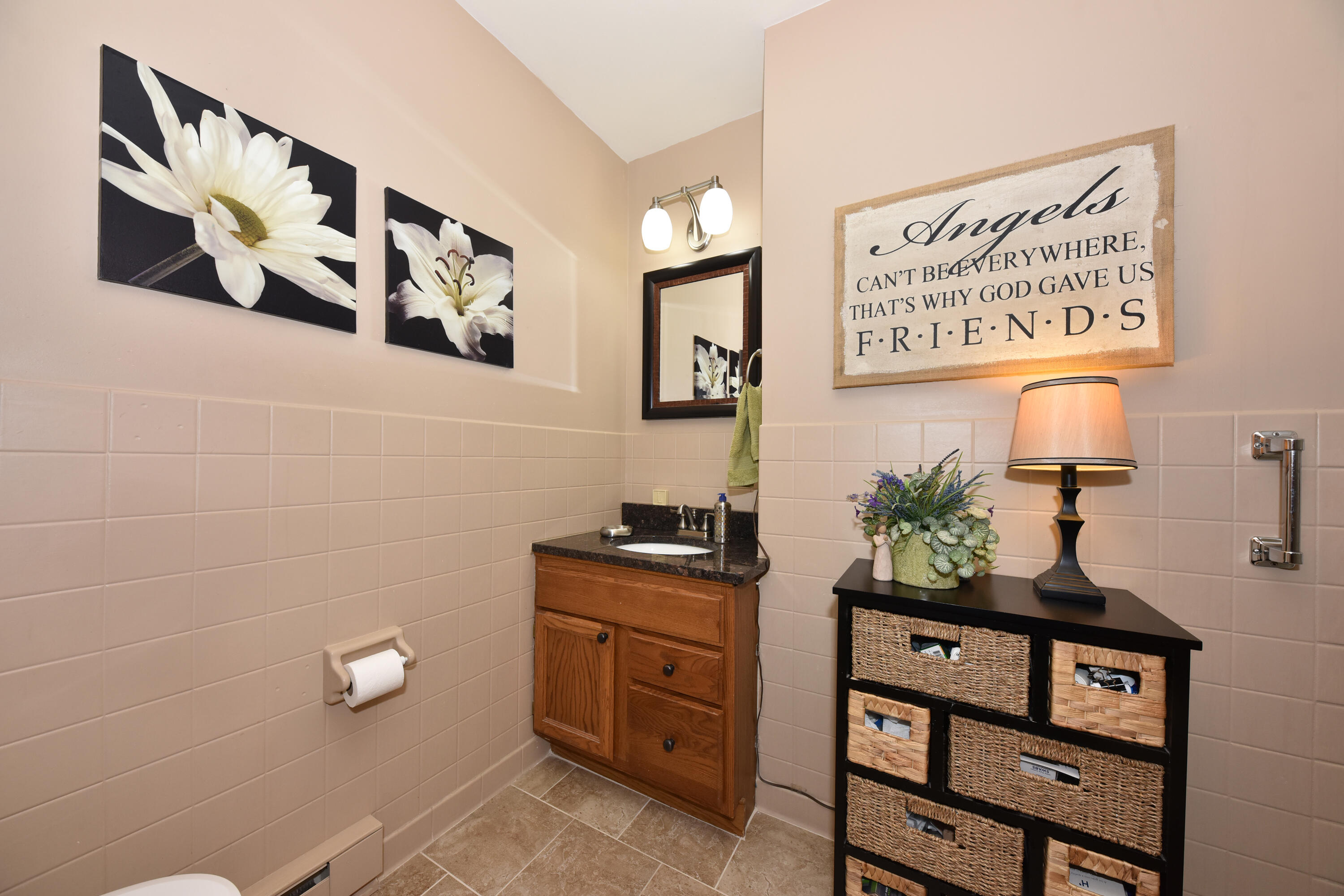 810 Rockingham Court, Unit C West Bend, WI 53090 - Photo 18 of 35 EUP_9121