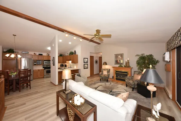 $275,000 | 810 Rockingham Court, Unit C, West Bend, WI 53090