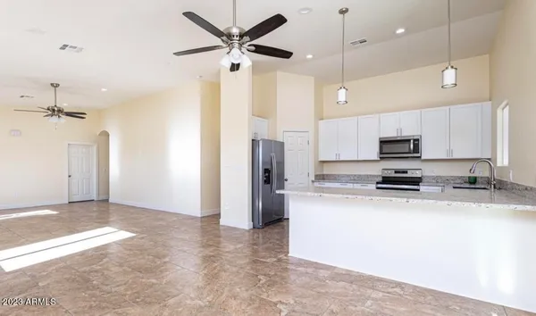 $2,695 | 411 North Central Avenue, Avondale, AZ 85323