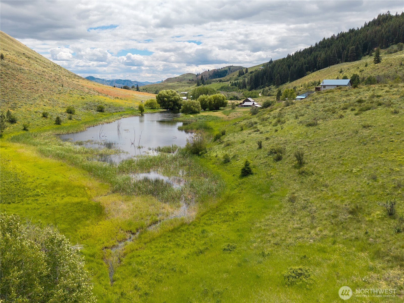 494 Rendezvous Road Winthrop, WA 98862 - Photo 22 of 40