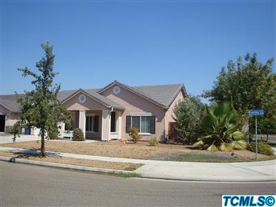 1810 Riesling Street Tulare, CA 93274 - Photo 2 of 14 Additional Photo