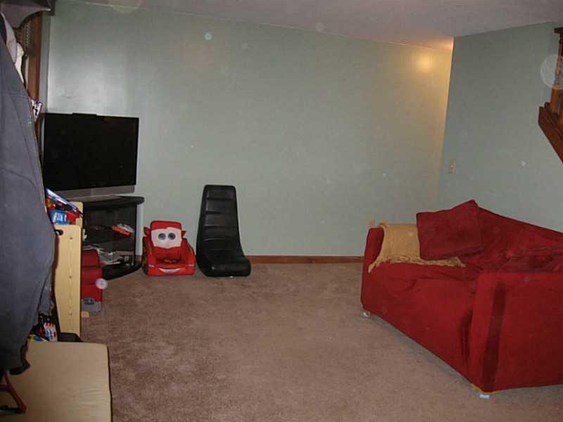 4130 Tuscarawas Road Beaver, PA 15009 - Photo 16 of 23 Basement/Game Room.