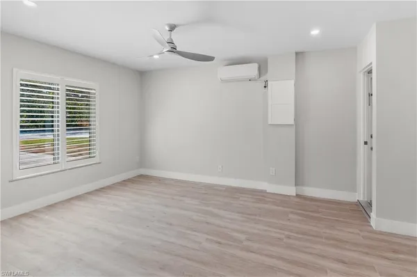 $4,200 | 54 Liberty Lane, Naples, FL 34112